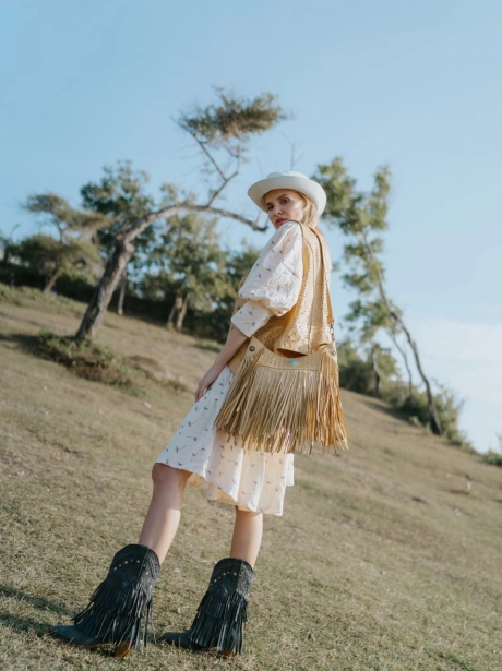 Hand bag / cross body bag Woven Leather Fringe Bag with Stone 1 qa2june_56